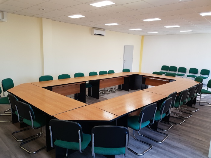 Legnicka Sp&oacute;łdzielnia Mieszkaniowa w Legnicy ul. Gwiezdna 8 posiada do wynajęcia: